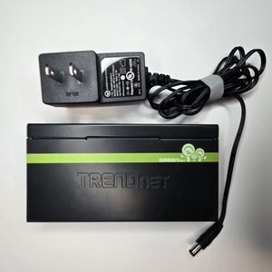 TRENDnet GreenNet TE100-S80g 8-Port Fast Ethernet Switch 10/100 Mbps